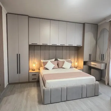 Dioneli Apartment